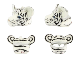 Hansa Plüss Játék Fehér Tigris Golftáska 17cm.Szél (8471)